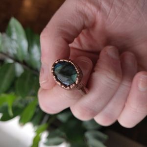 Labradorite gold ring
